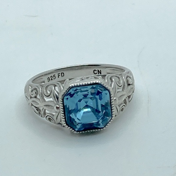 Vintage Jewelry - Vtg Sterling Silver & Blue Square Cubic Zirconia Floral Filirgree Band Sz 6.75
